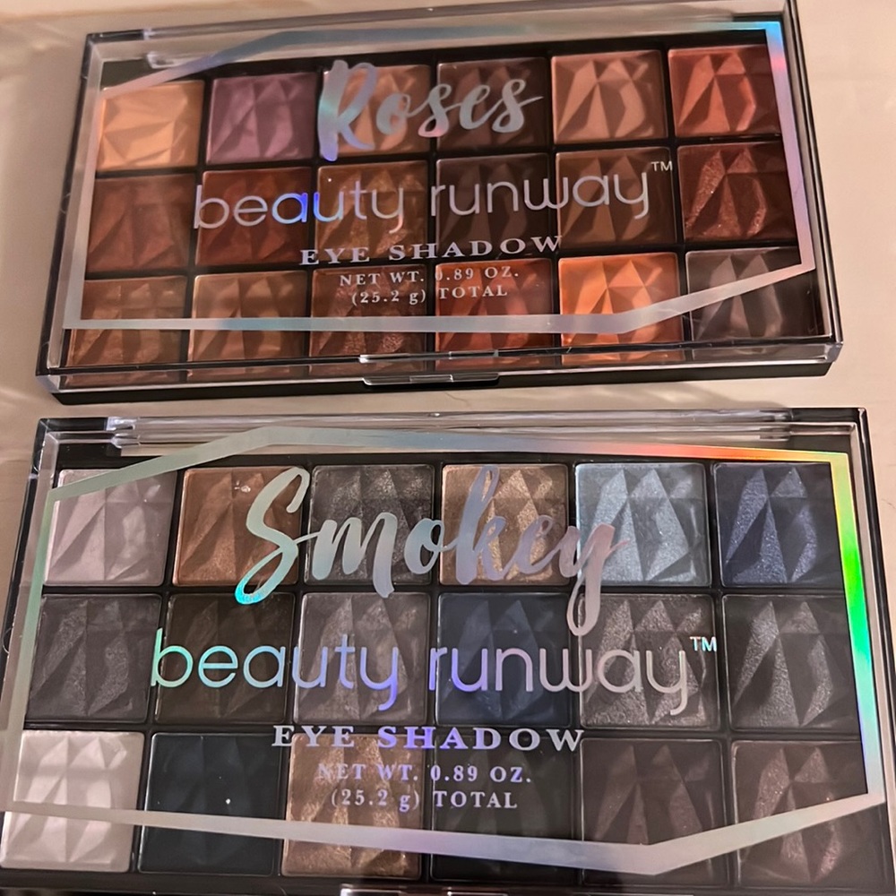Hi , I’m selling unused beauty runway eye shadow . Open to offers :)